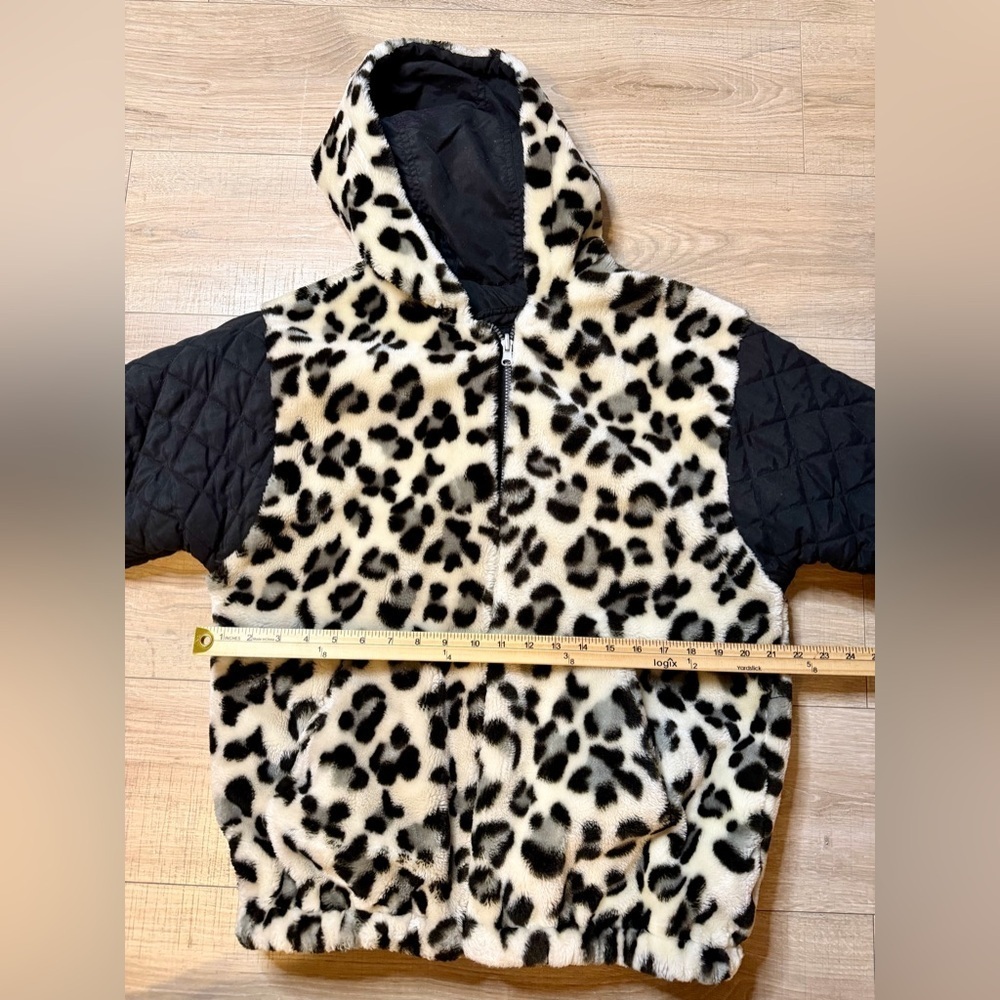 Black & White Leopard Faux Fur Hoodie Jacket (No Brand, Unisex Fit) - Picture 8 of 9